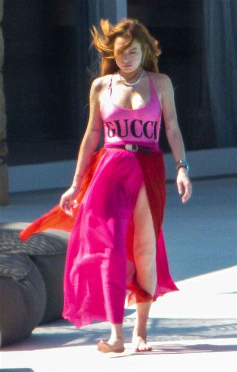 lindsay lohan in pink gucci suit